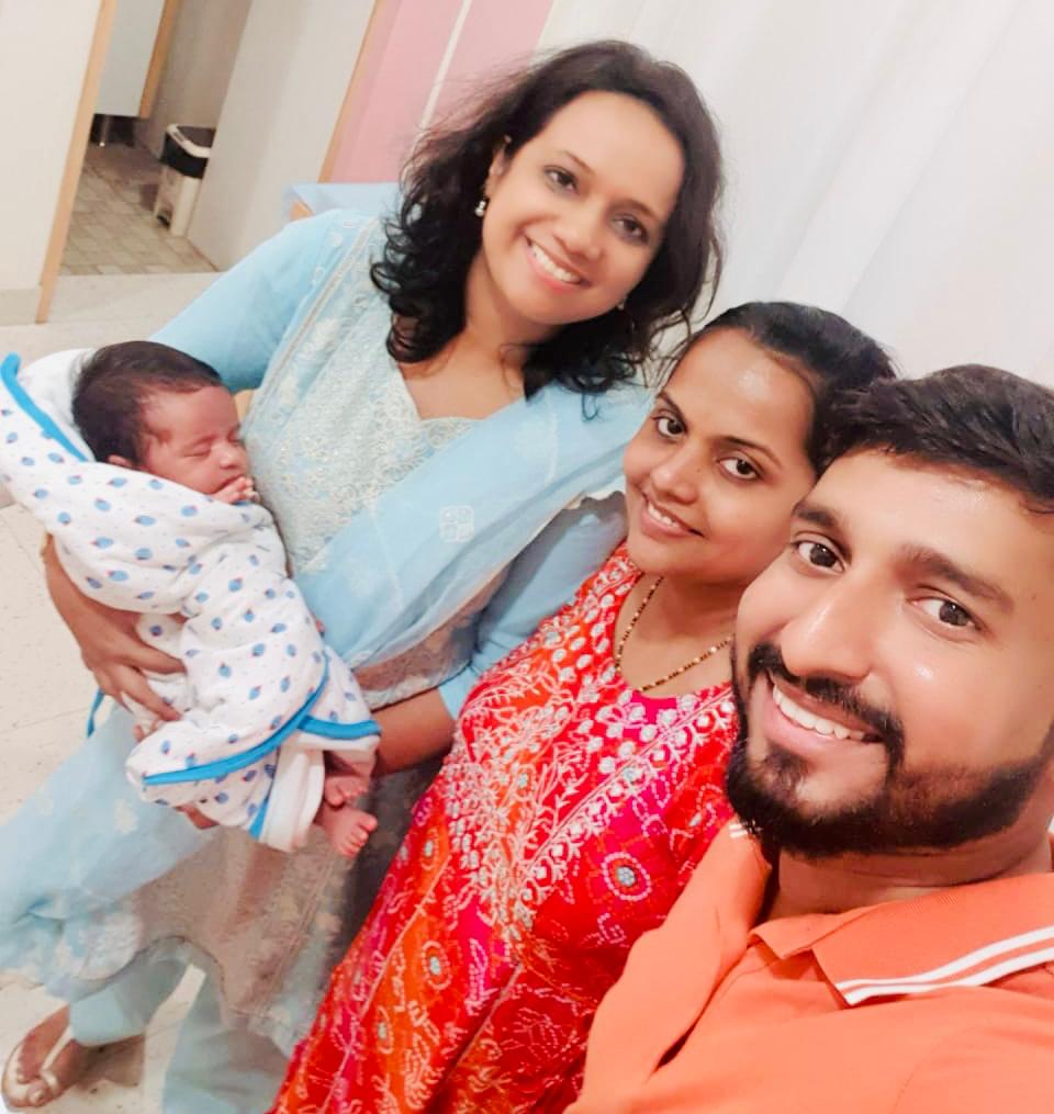 Dr. Joylene D'Almeida with newborn and parents — Mangalore delivery